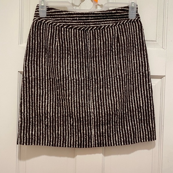 🌷Tory Burch Black and White Ribbed Mini Skirt with pockets - Picture 3 of 5